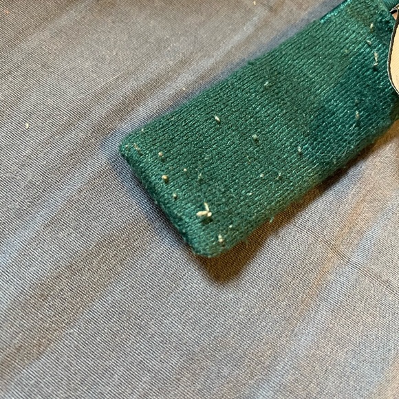 34B VS Bra - Picture 5 of 5